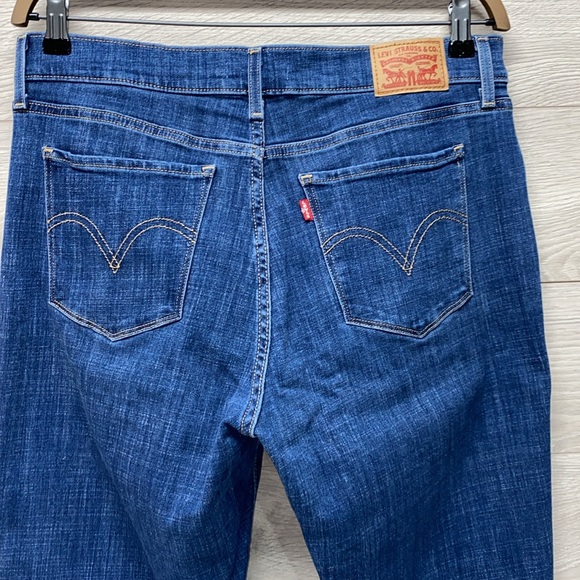 Levis Classic Bootcut Denim Jean - Picture 4 of 11